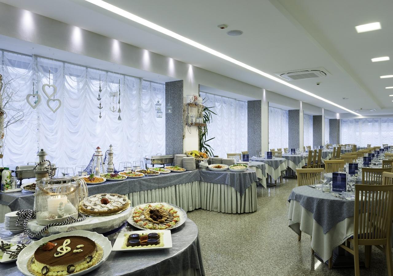 Hotel Poker Ριτσόνε Εξωτερικό φωτογραφία